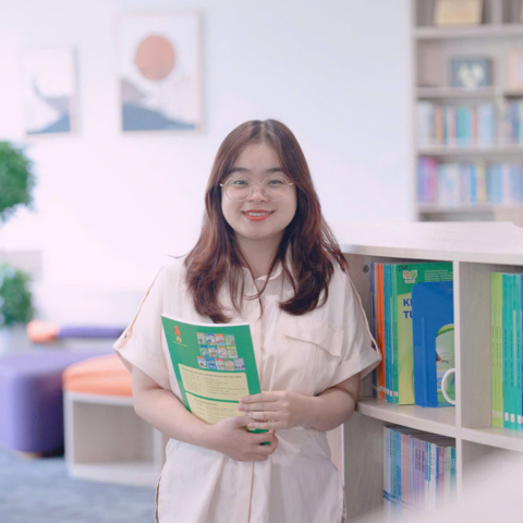 MS Nguyễn Xuân XuânGiáo viên parttime sách ơi mở ra