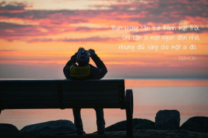 Nỗi sợ sống một cuộc đời bình thường: Vì sao càng so sánh, bạn càng thấy mình thua kém?